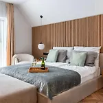 Estelle - Pool, Jacuzzi, Sauna - Balaton * Balatonkenese