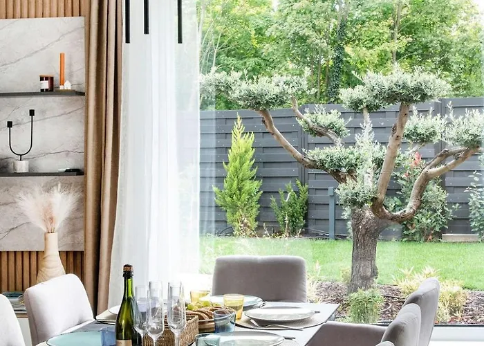 Estelle - Pool, Jacuzzi, Sauna - Balaton Balatonkenese