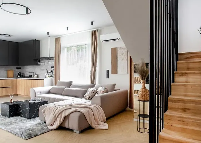 Estelle - Pool, Jacuzzi, Sauna - Balaton Villa